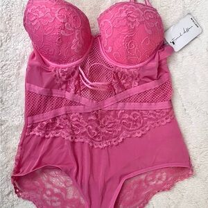 NWT! French Affair Morning Glory Pink Lace Lingerie Bodysuit Large